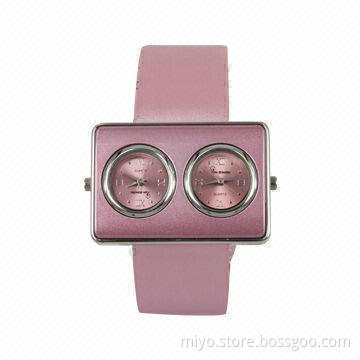 2013 fashionable spray paint lady's wristwatches in alloy case and PU strap
